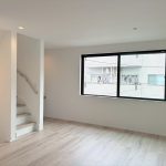 セブンイレブンまで300m/徒歩4分