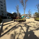 尾久八幡中学校まで1100ｍ